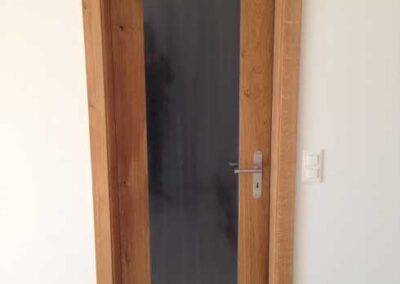 Tür aus Holz
